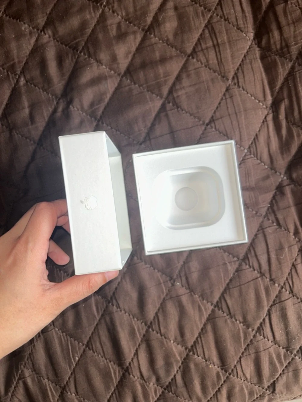 Apple White AirPods Pro Replacement Earbud Case Packaging